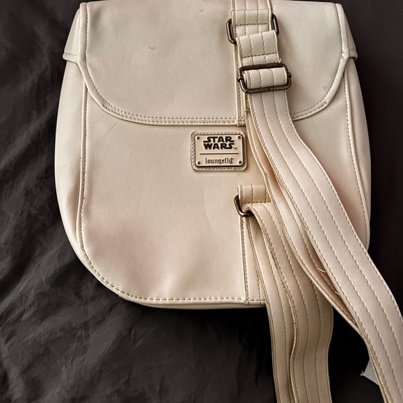 Loungefly Star Wars Rise of Skywalker Rey Sling Bag - Picture 4 of 8